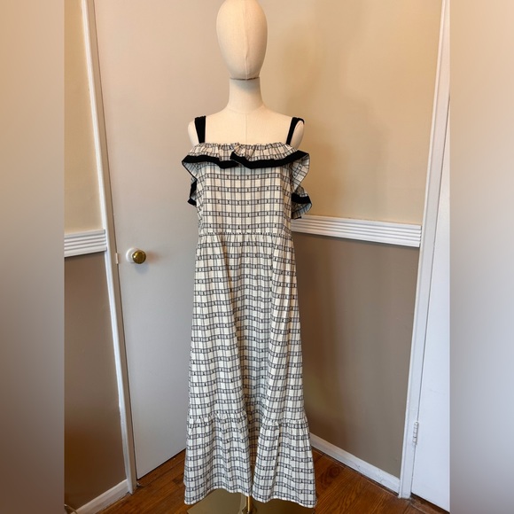 LOFT Dresses & Skirts - NWT Ruffled LOFT Dress